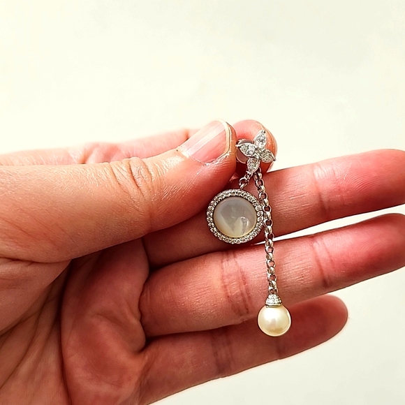 apm Monaco Earrings - Picture 5 of 9